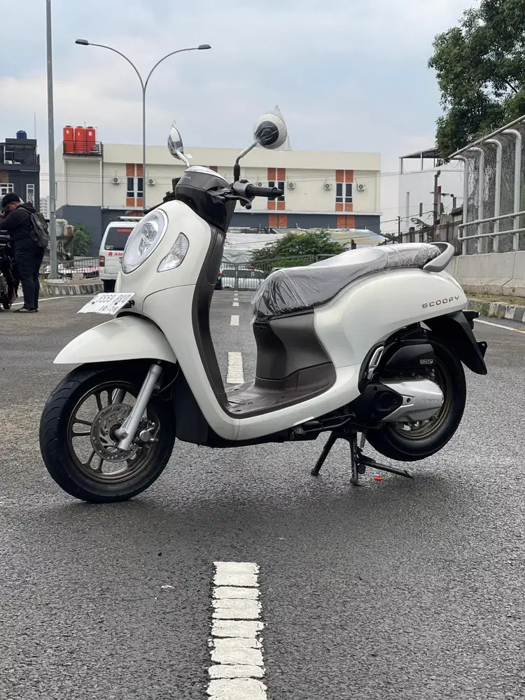 [PROMO DP 500/FREE HELM] SCOOPY PRESTIGE 2023