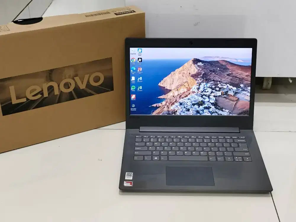 Lenovo ideapad 130-14ast amd a9-9425 ram 8 gb ssd 256 gb fulset
