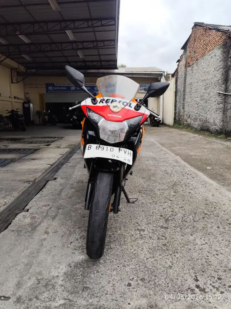 Jual Cepat murah !! CBR cbu 2013 !! Tt bt