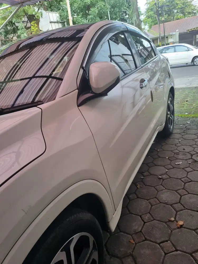 Jual Honda HR-V 2015 Bensin