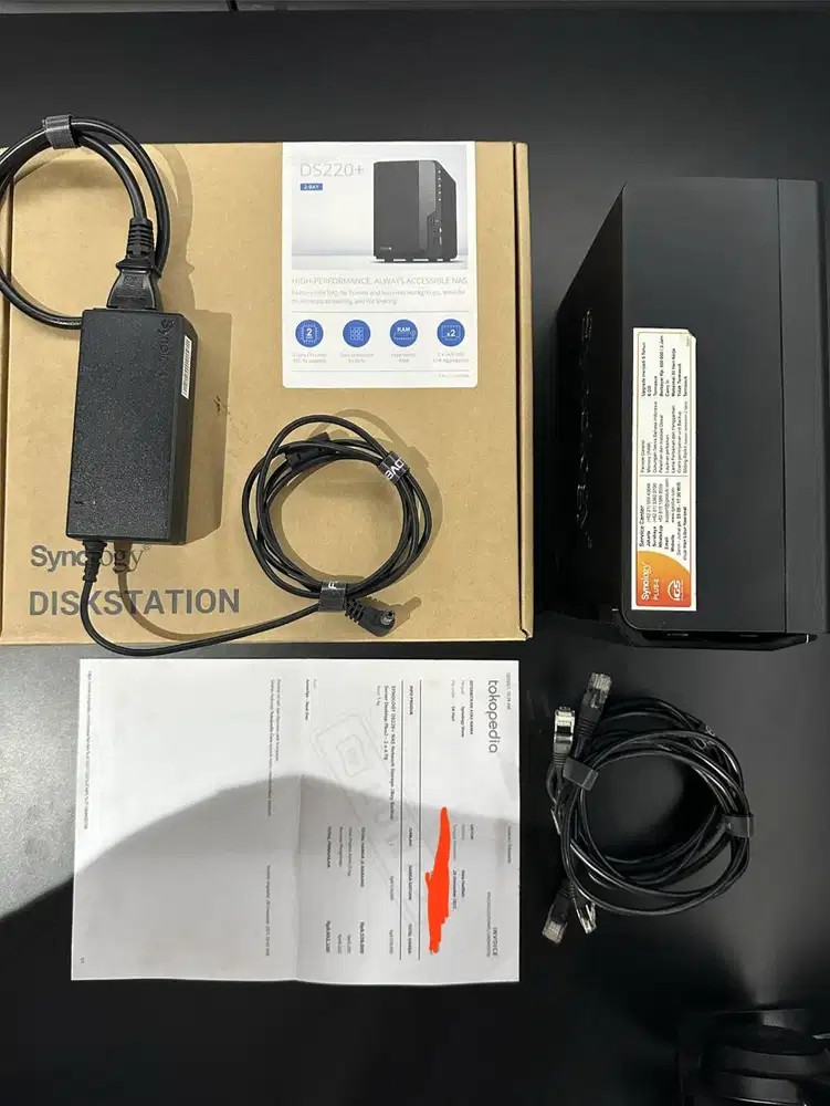 Synology NAS DS220+ dengan Hardisk 4TB x 2