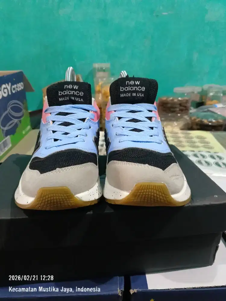 New Balance brown pink blue