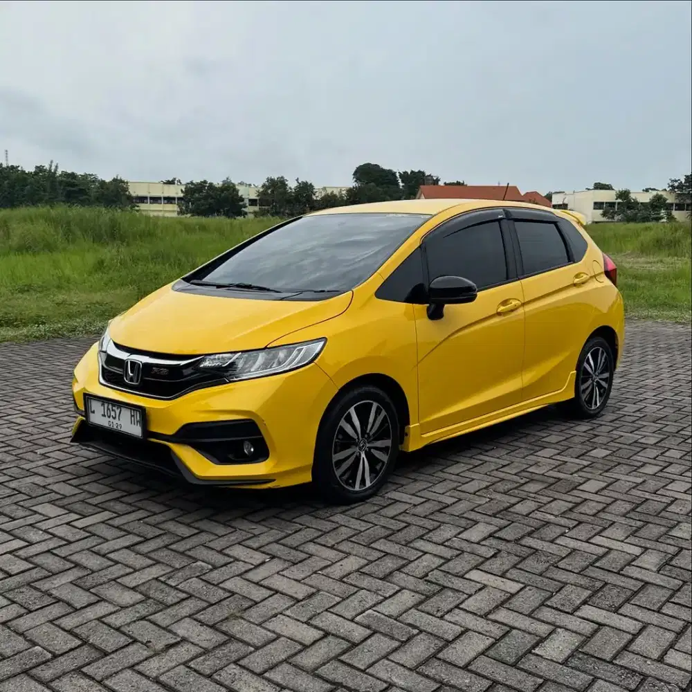 Honda Jazz RS CVT Carnival Yellow