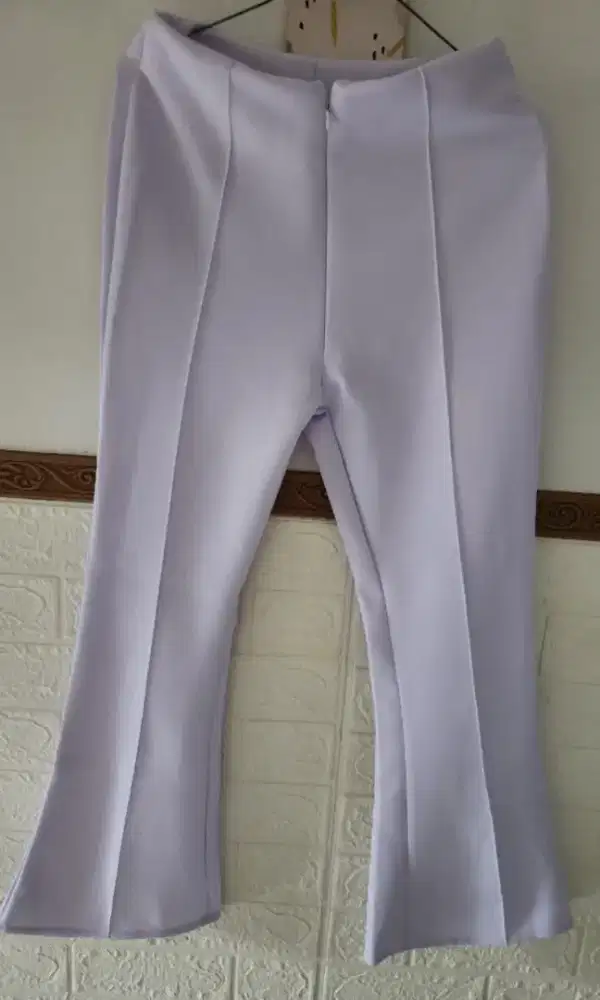 Celana cutbray wanita