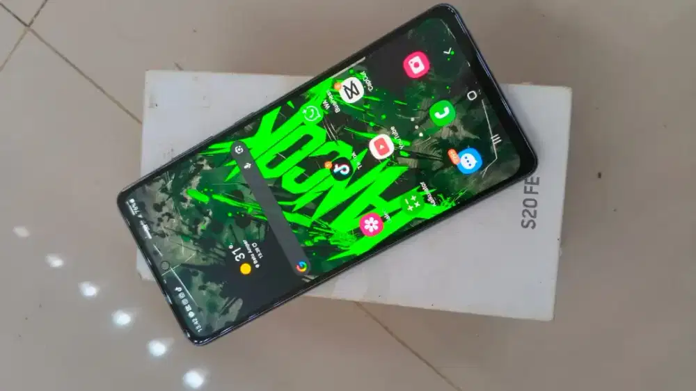 samsung s20 FE ram 8/128