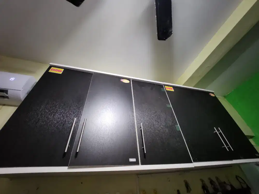 Lemari gantung merk olympic