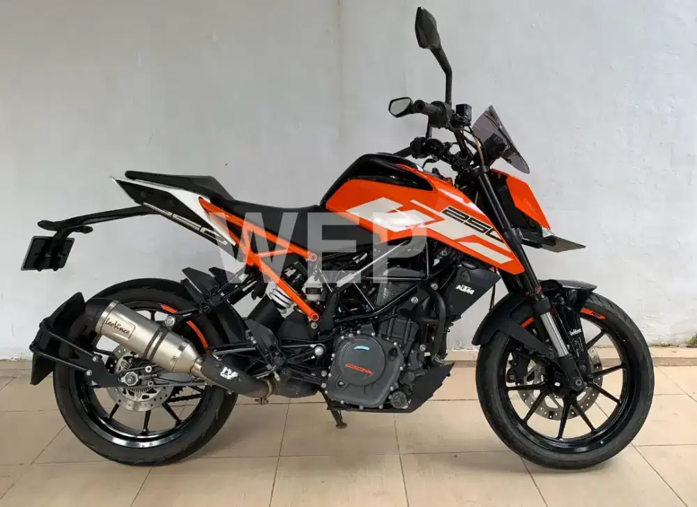 KTM Duke 250 ABS