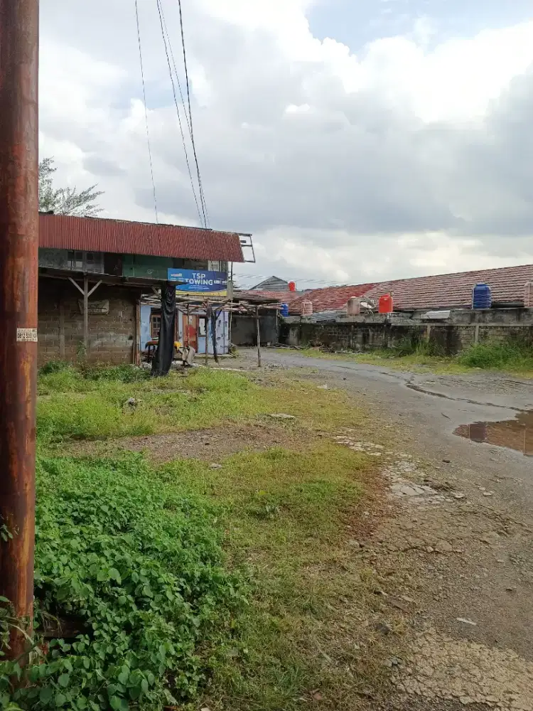 Dikontrakan rumah jadul rp 120juta pertahun lt1000m Raden Saleh depok