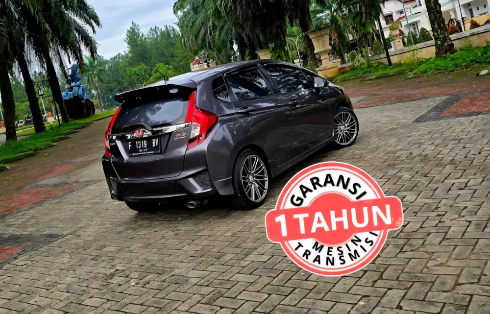 Honda Jazz RS matic 2016 BERGARANSI