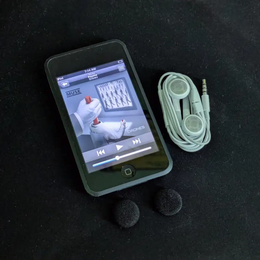 Apple IPod touch 1st Wolfson DAC siap pakai