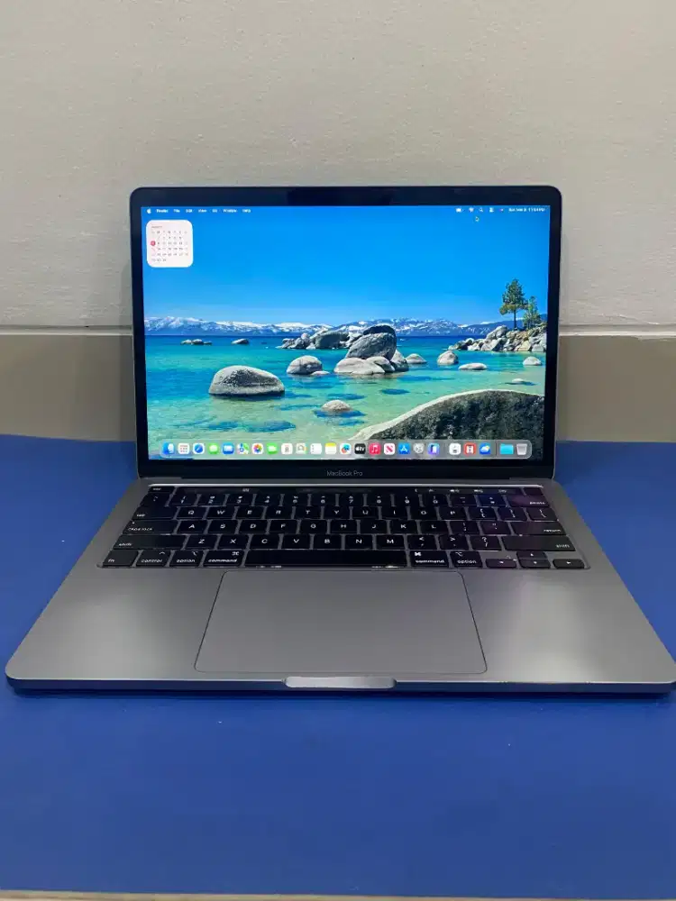 MacBook pro 2020 i5 • 16/ 1 TB