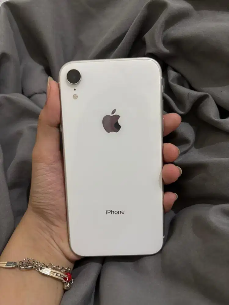 iphone xr 64gb inter