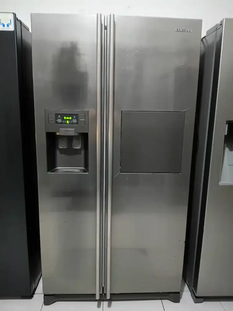 Dijual kulkas side by side samsung kondisi normal