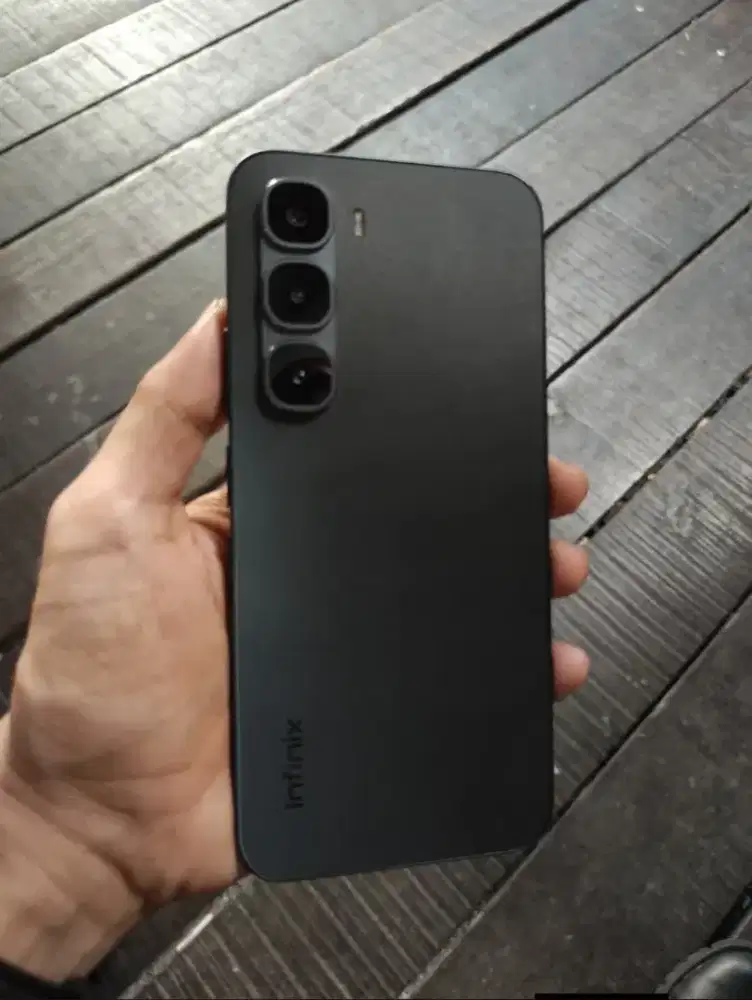 Infinix hot 60 pro 8/256 gb baru 4 hari