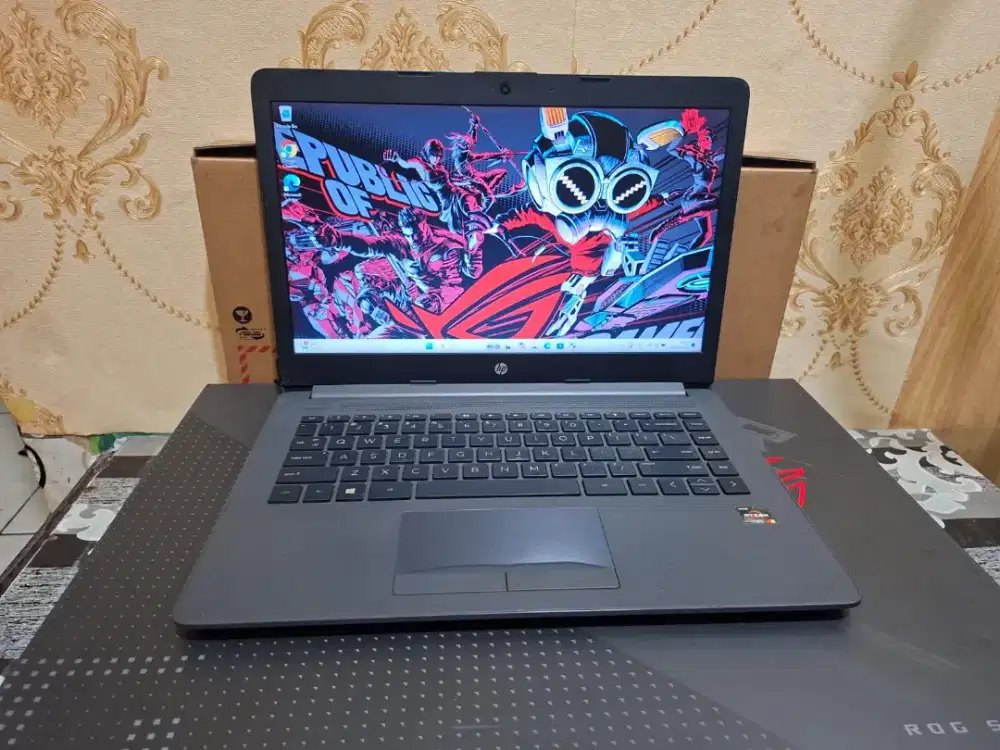 laptop hp 245 g7 amd ryzen 3 3300u masih bagus