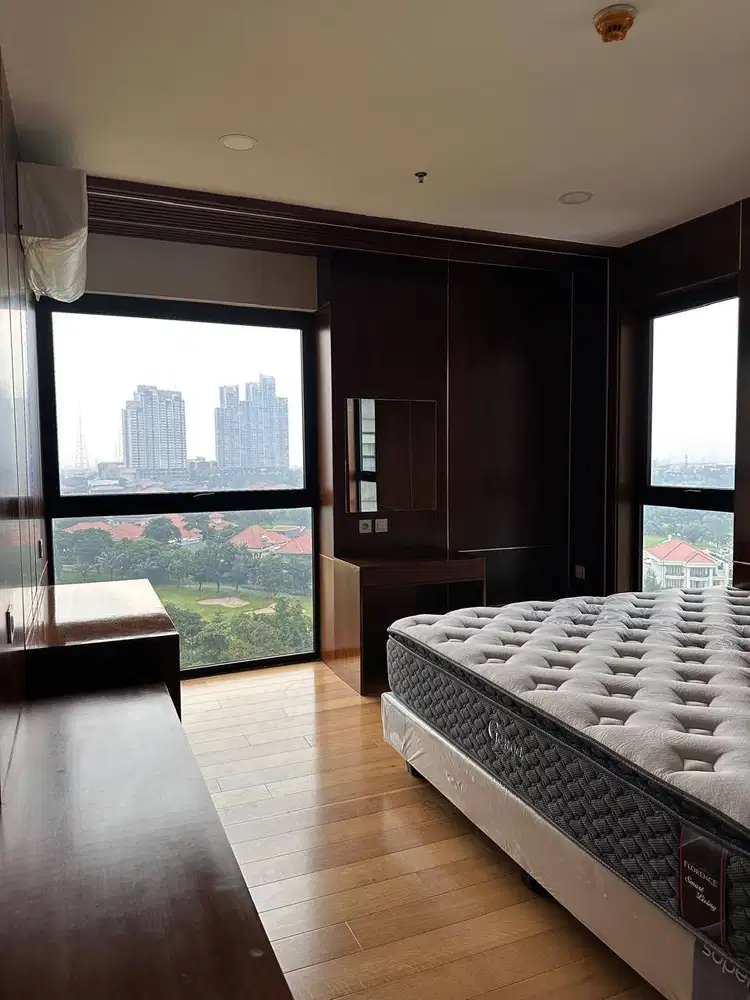 Disewakan  Arion apartemen Graha Family  View Golf