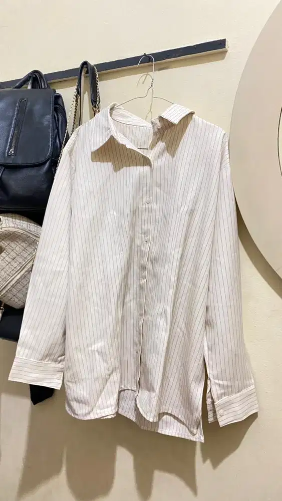 atasan kemeja wanita