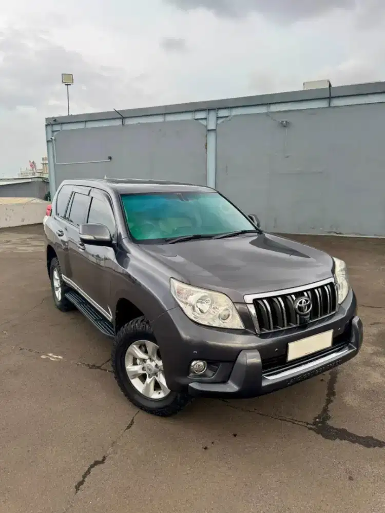 Toyota Land Cruiser Prado Tipe tertinggi Premium sound 2010 KM 141rb