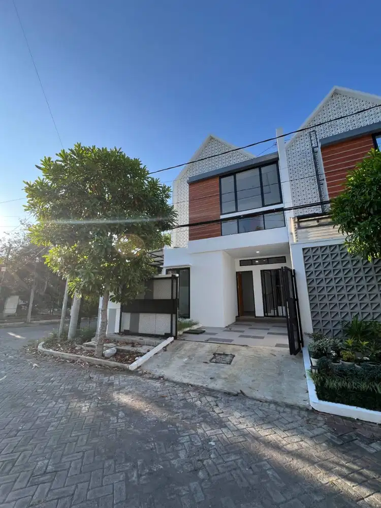 DIJUAL RUMAH  Model Scandinavian Rumah Gress dekat raya Kenjeran