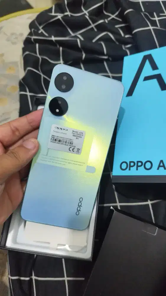 Oppo a78 5g 8/256 baru