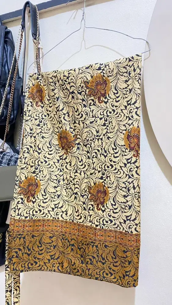rok lilit batik wanita