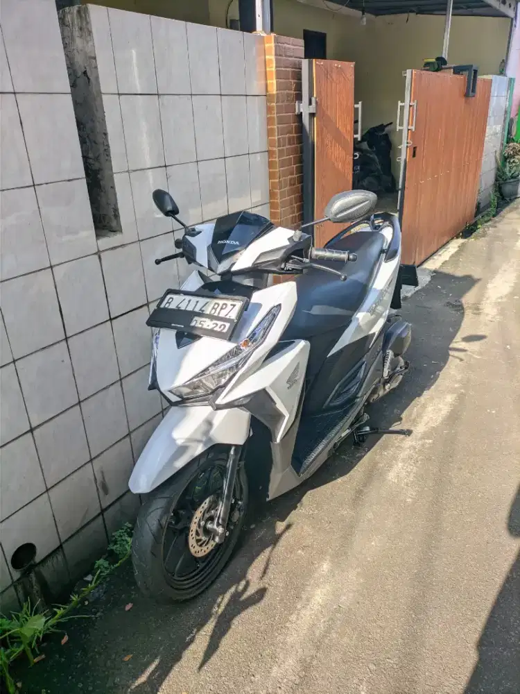 Bissmillah dijual motor Honda Vario LED old 2018
