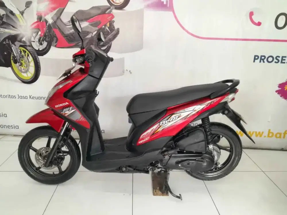 HONDA BEAT FI CW 2014 MERAH OKE