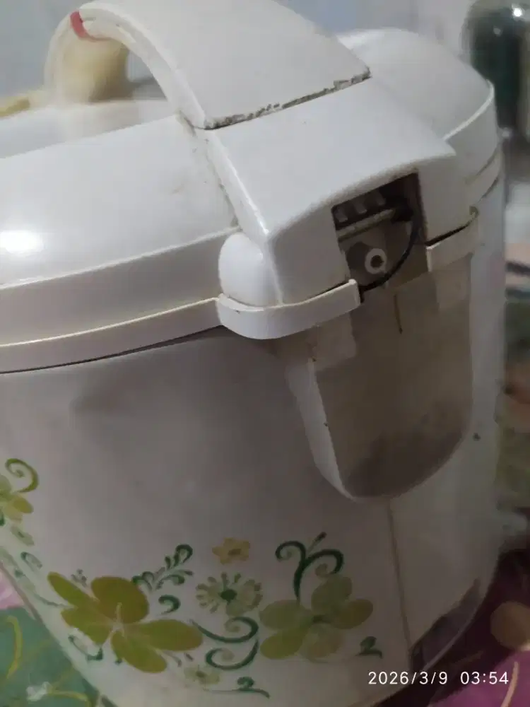 rice cooker bekas