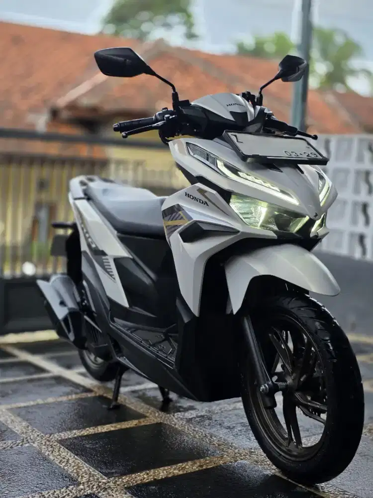 VARIO 125 CBS ISS