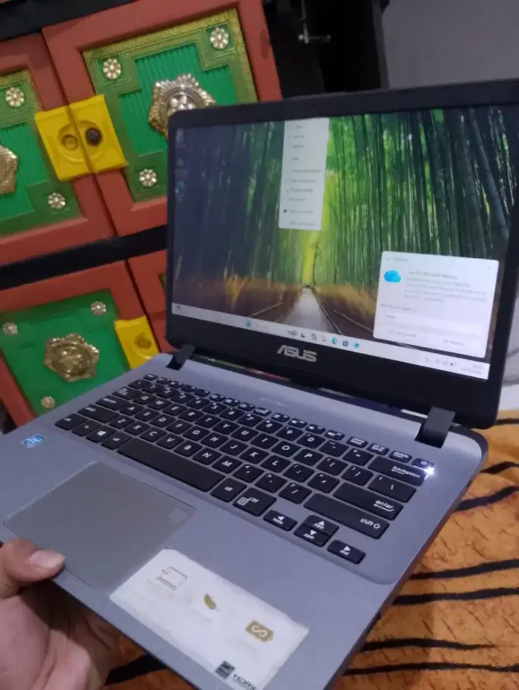 Laptop Asus slim ddr4 ssd 256