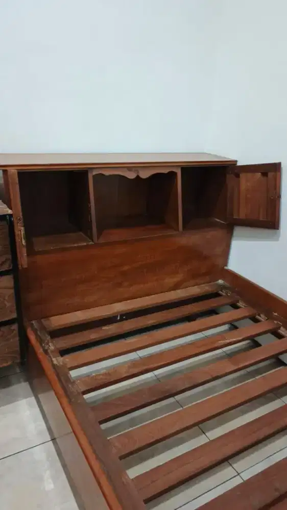 Rangka bed vintage kayu jati