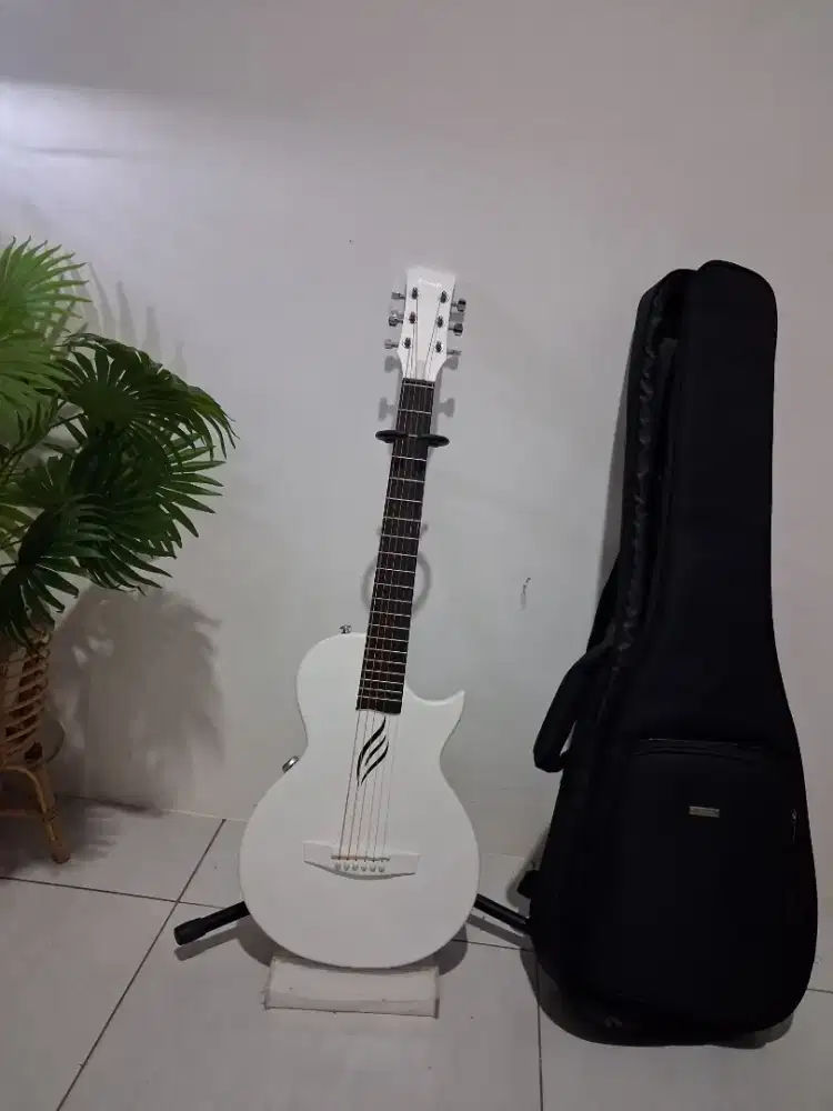 Gitar Enya Nova Go Sp 1 mulus likenew