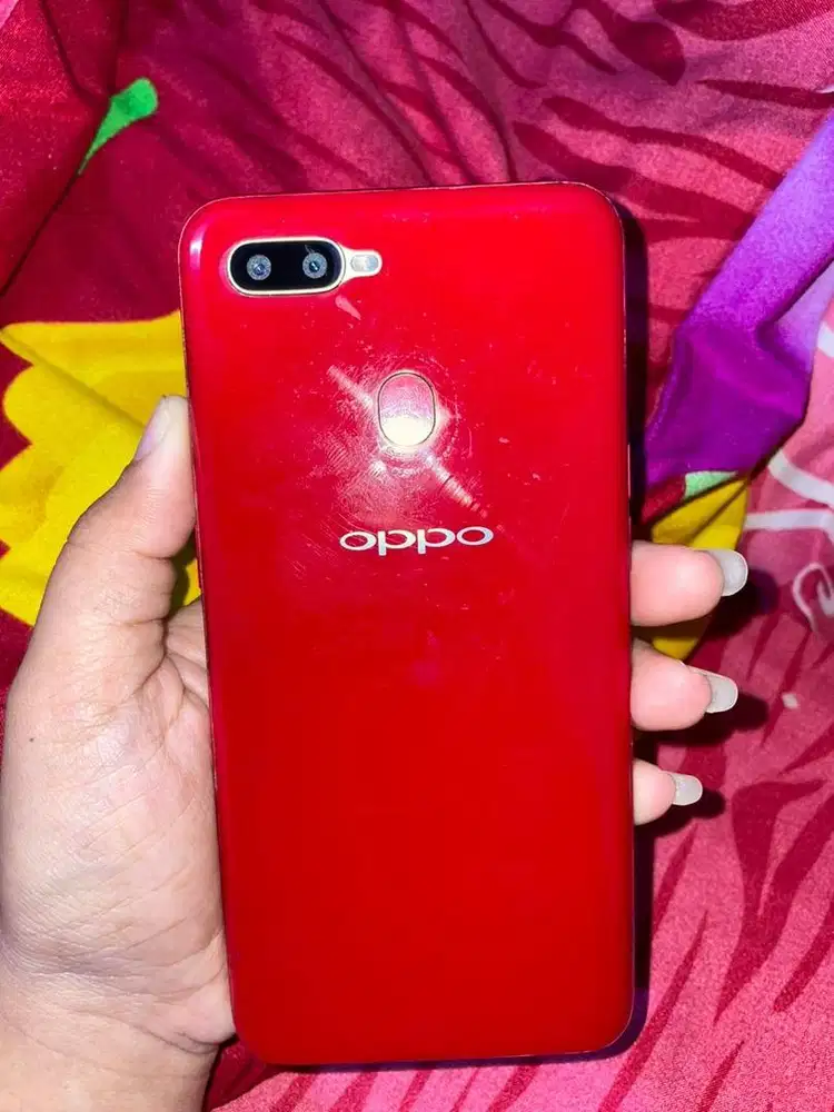 oppo A5S ram 3,00GB minus retak tc dikit sama backdor ngangkat dikit