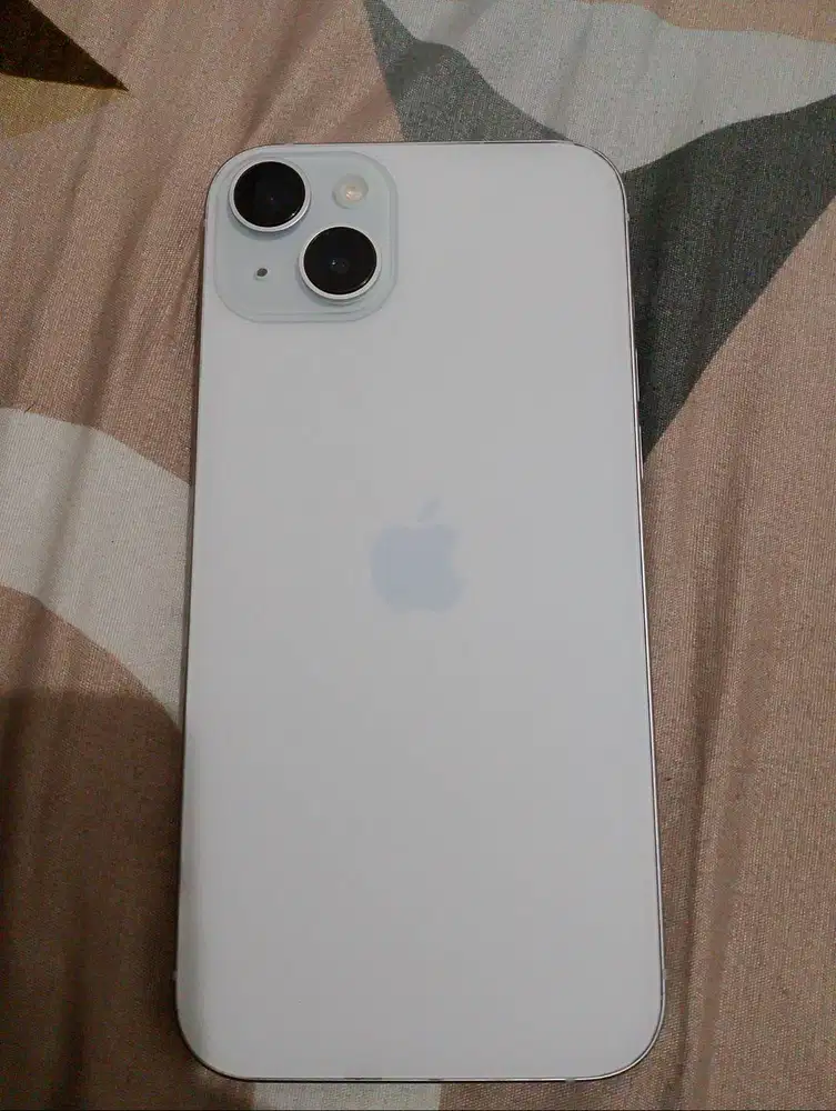 iPhone 15 plus 128 GB