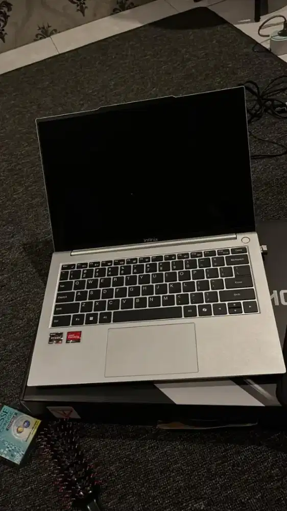 DIJUAL LAPTOP INFINIX XBOOK B14 AMD RYZEN 5 | RAM 8GB DDR5 SSD 512GB