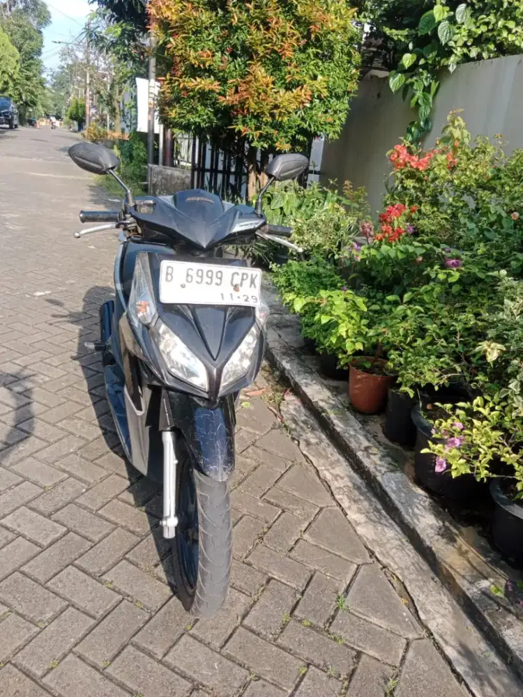VARIO 2009 PAJAK HIDUP