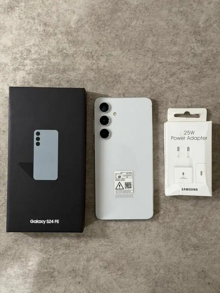 Samsung S24FE 8/256gb Resmi SEIN Fullset + ADAPTOR ORIGINAL SAMSUNG