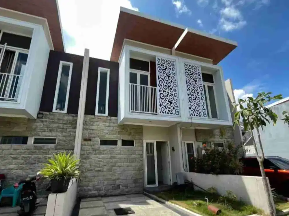 Dijual rumah di Grand shanaya puri Safira Menganti Gresik.murah harga BU
