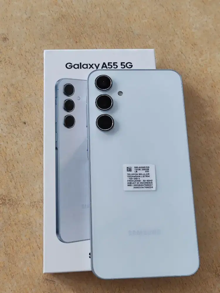 Samsung A55 5G 12 256 Segel 95% Fullset Pribadi bukan tipe A56