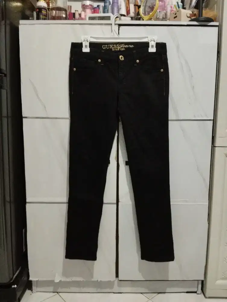 Jeans guess anak kisaran umur 13 tahun