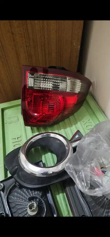 Dijual Cover foglamp & stoplamp Pajero Dakar 2014
