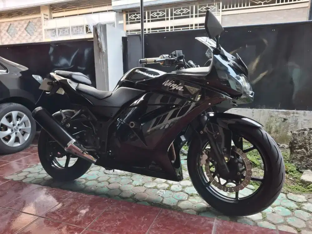 Ninja 250  Hitam 2008 Km 2500. Seperti BARU