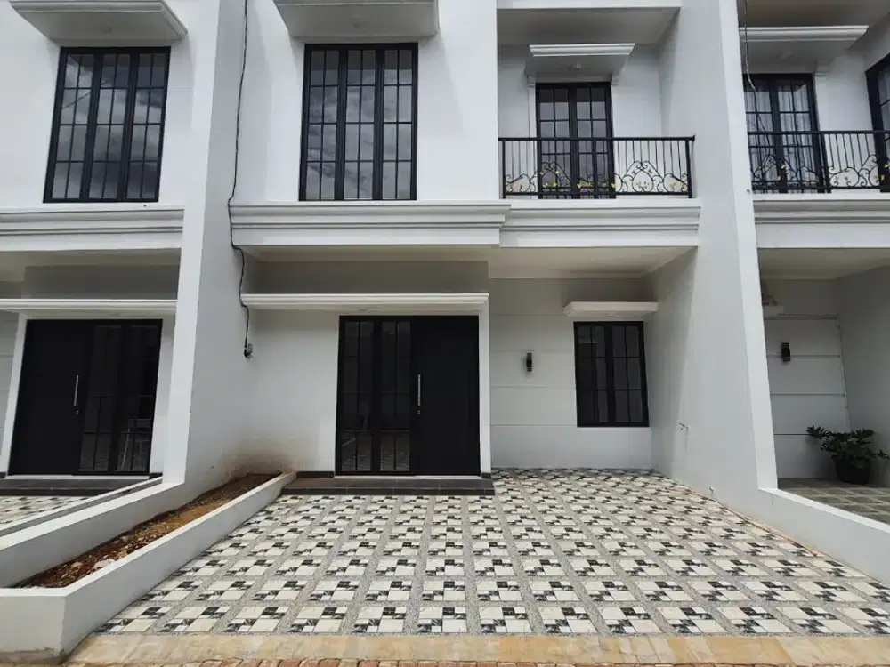 Rumah siap huni belakang alun² kota depok cilodong