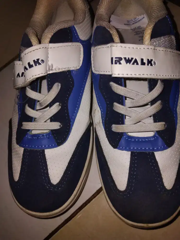 Sepatu anak airwalk