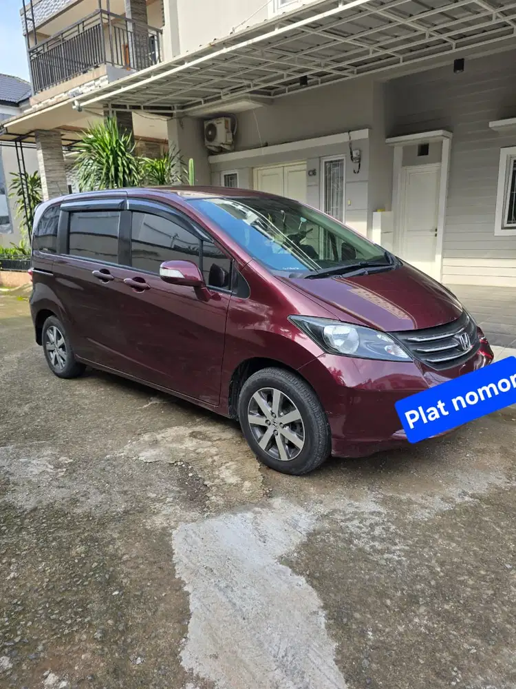 Honda Freed 2011 Bensin