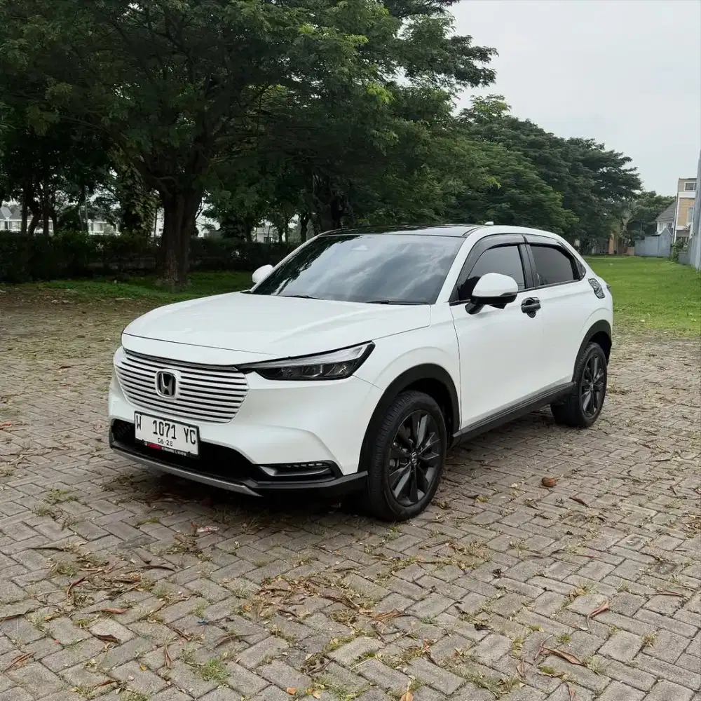 Honda HR-V SE 2023 putih
