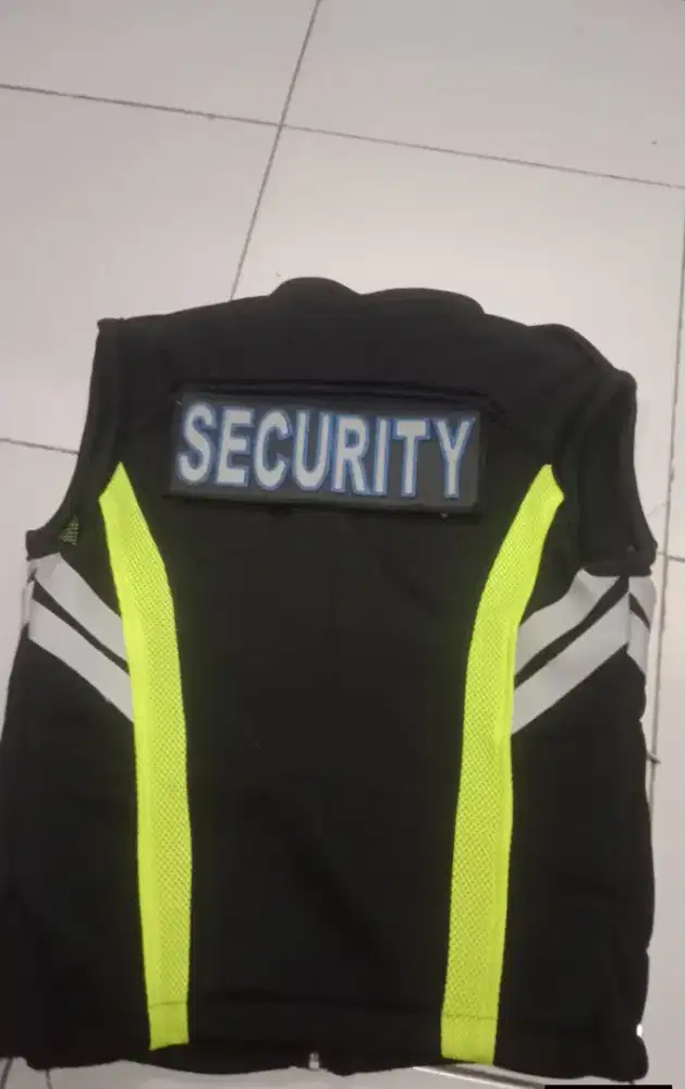 Jaket rompi security