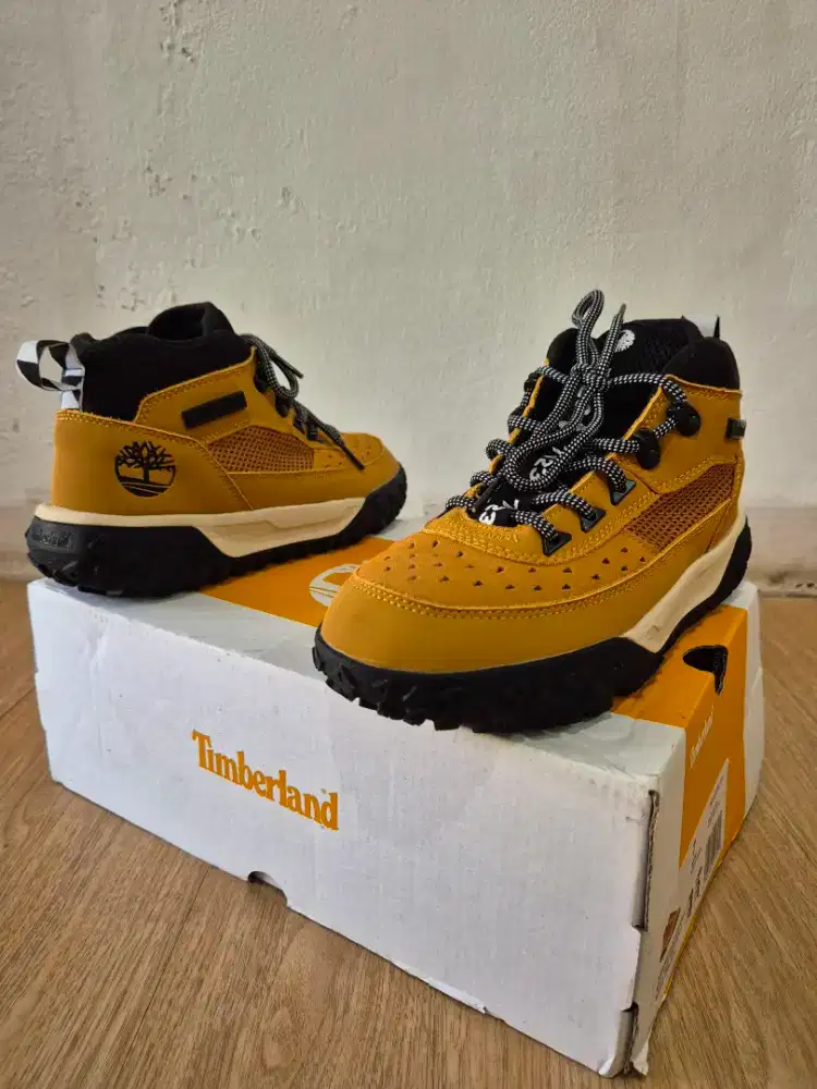 Sepatu Timberland No 39