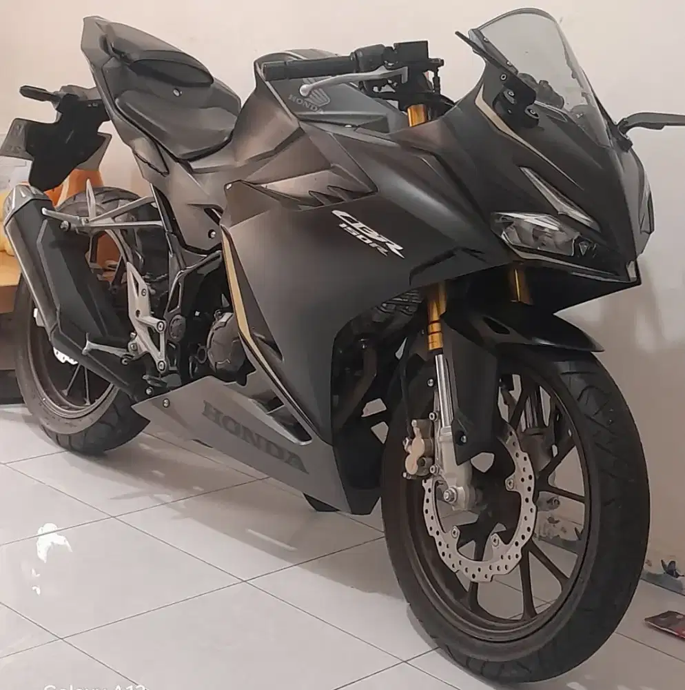 Honda CBR 150R Tahun 2024