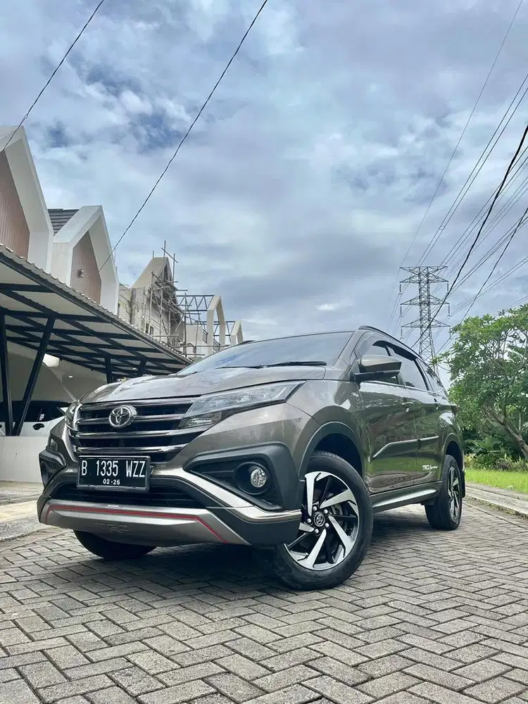 Dijual murah toyota rush 2021 KM rendah